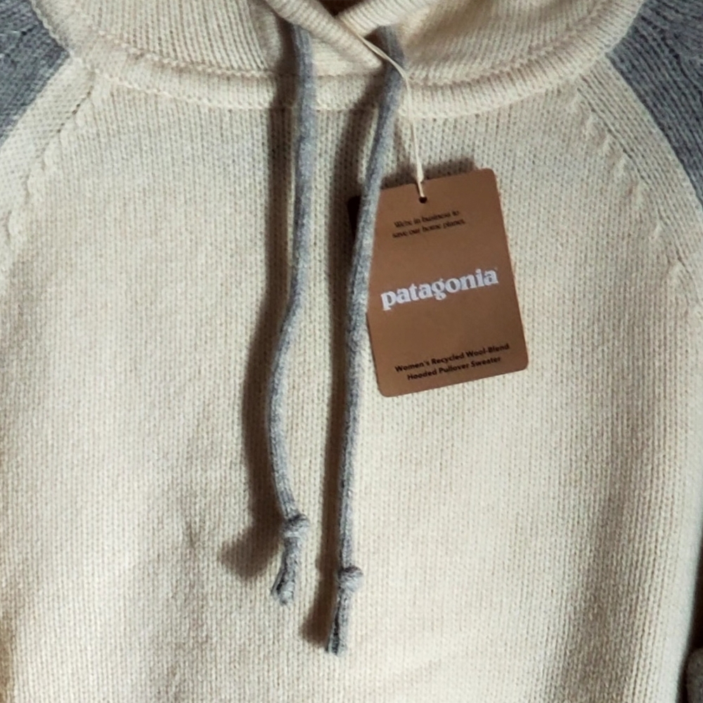 Patagonia Women's Wool Blend Hooded Pullover M Sweater Cream&Gray NEW Orig 169. - Picture 12 of 15